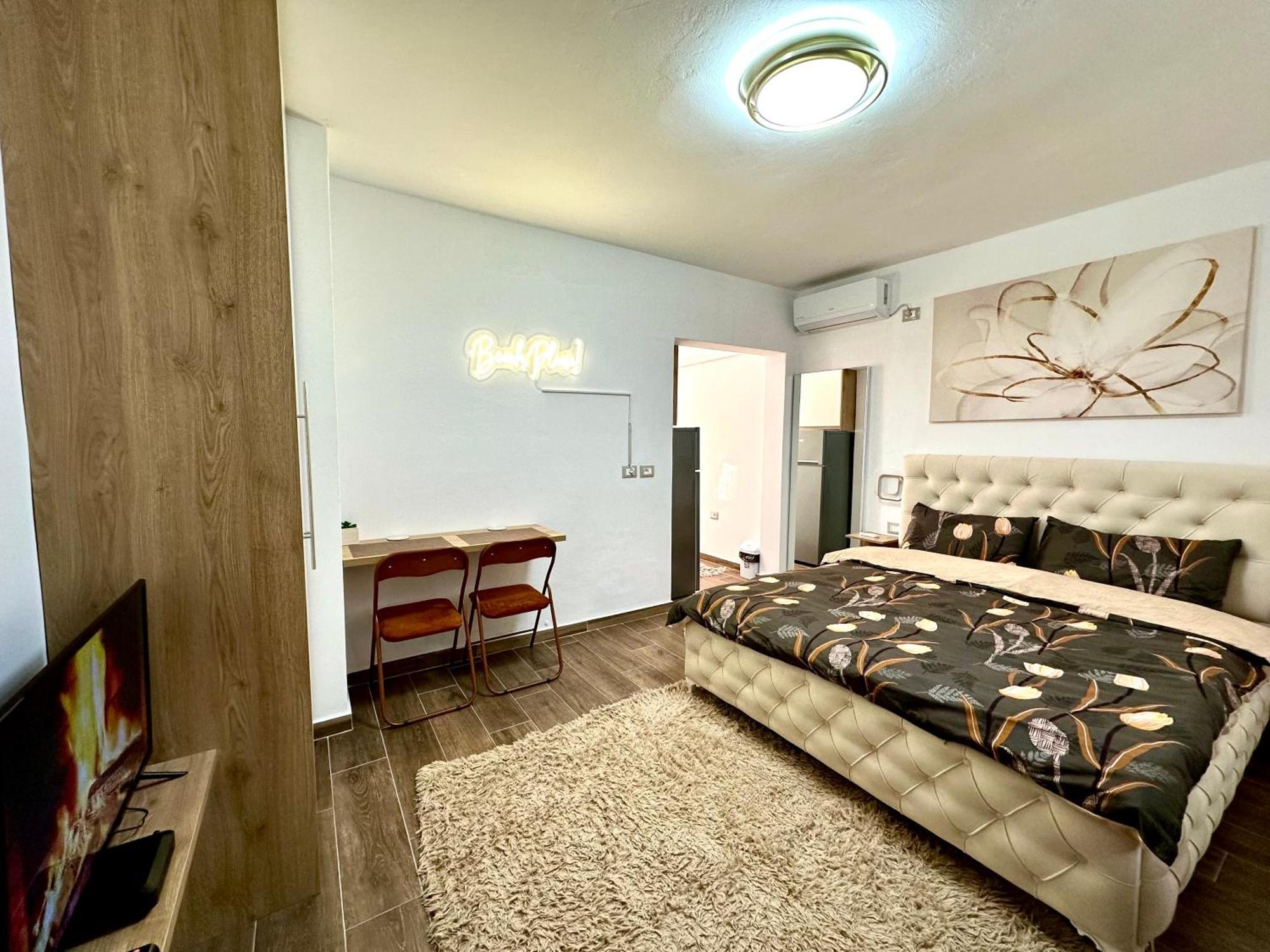 K&T Boulevard Studio Saranda Exterior foto
